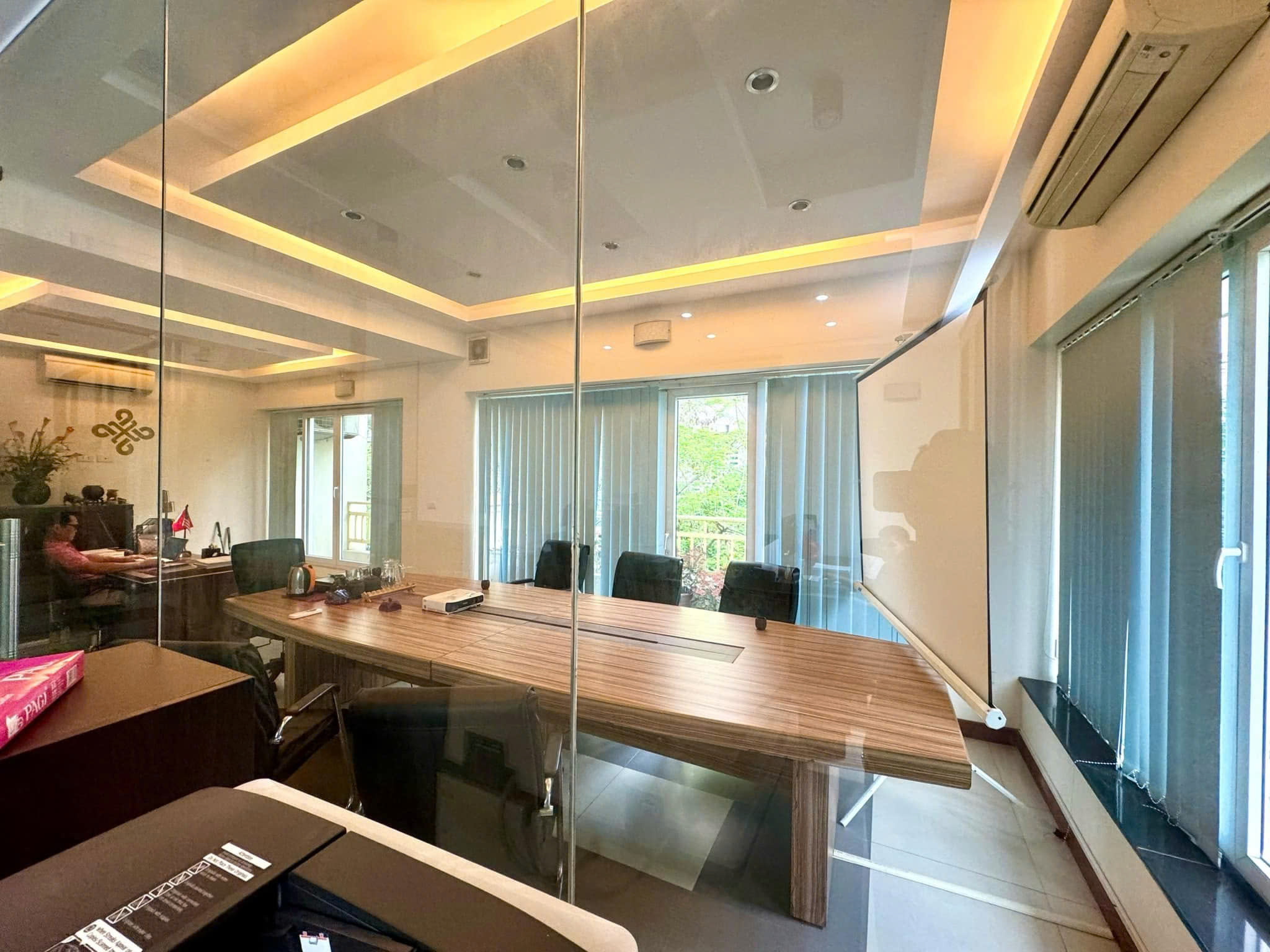 BÁN BIỆT THỰ MẶT PHỐ BÙI XUÂN PHÁI, HÀM NGHI - 220M² - MT 10M - VỈA HÈ RỘNG - GIÁ·70 TỶ - Ảnh chính